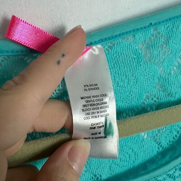 Betsey Johnson Blue Lace Tunic Top size M - Picture 4 of 6